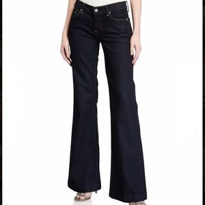7  FOR ALL MANKIND •HIGH WAISTED•FLARED JEANS•NWT